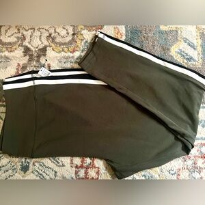 NWT🌟TALBOTS Olive Green Track LEGGINGS